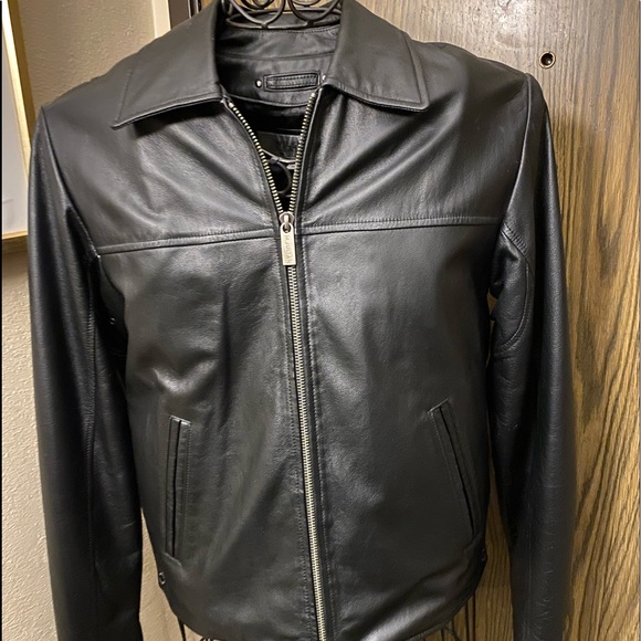 Woman’s Wilson’s M. Julian leather jacket size Small * Like New! - Picture 2 of 10